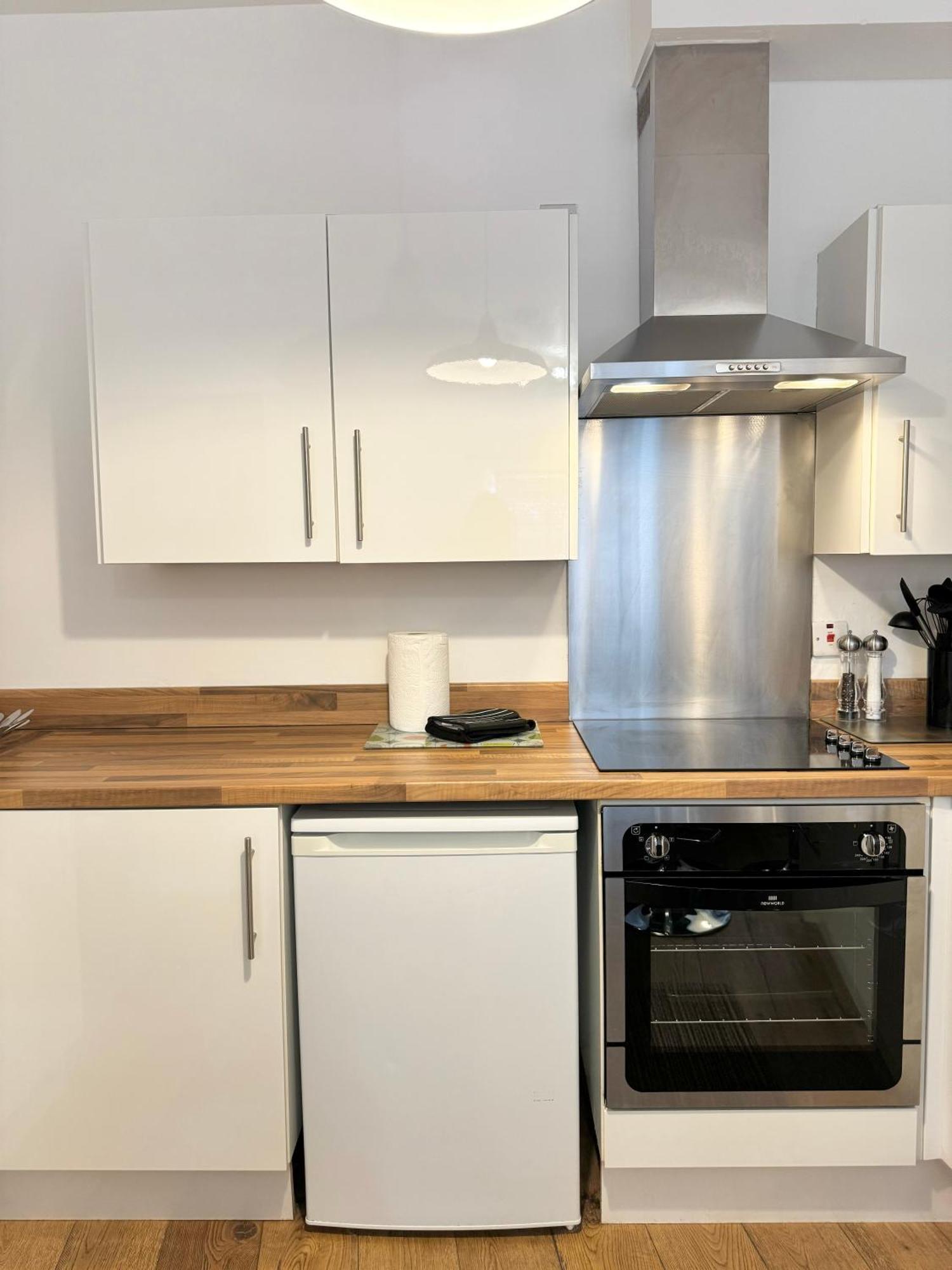 Nordic Suites Ulverston Kültér fotó
