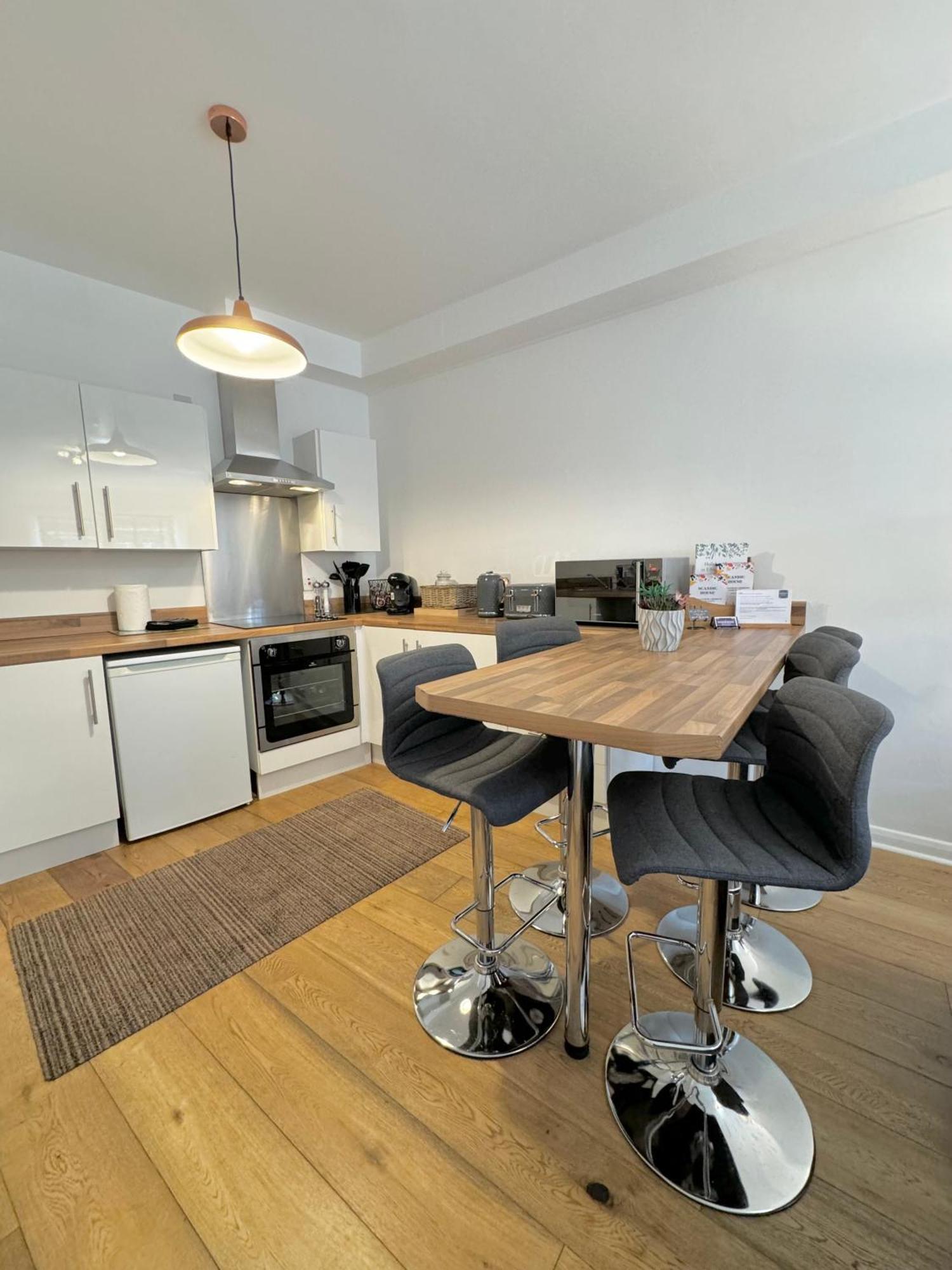Nordic Suites Ulverston Kültér fotó